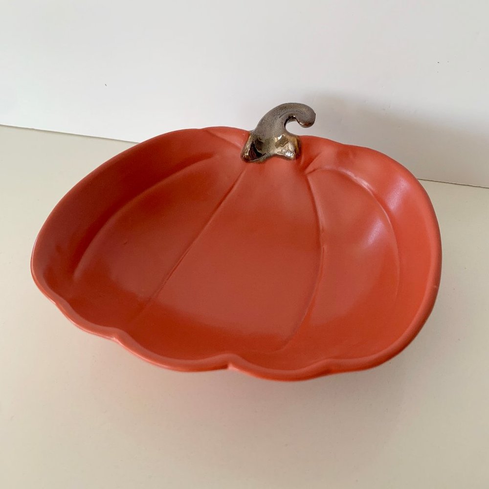 🎃 Orange Ceramic Pumpkin Trinket Dish Candy Bowl Halloween Decor